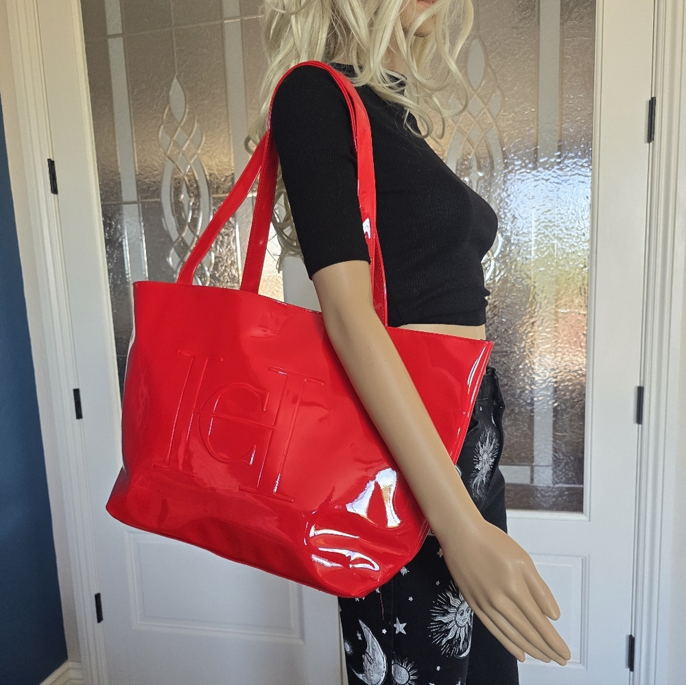 Carolina Herrera Glossy Red Tote Bag - Picture 13 of 14